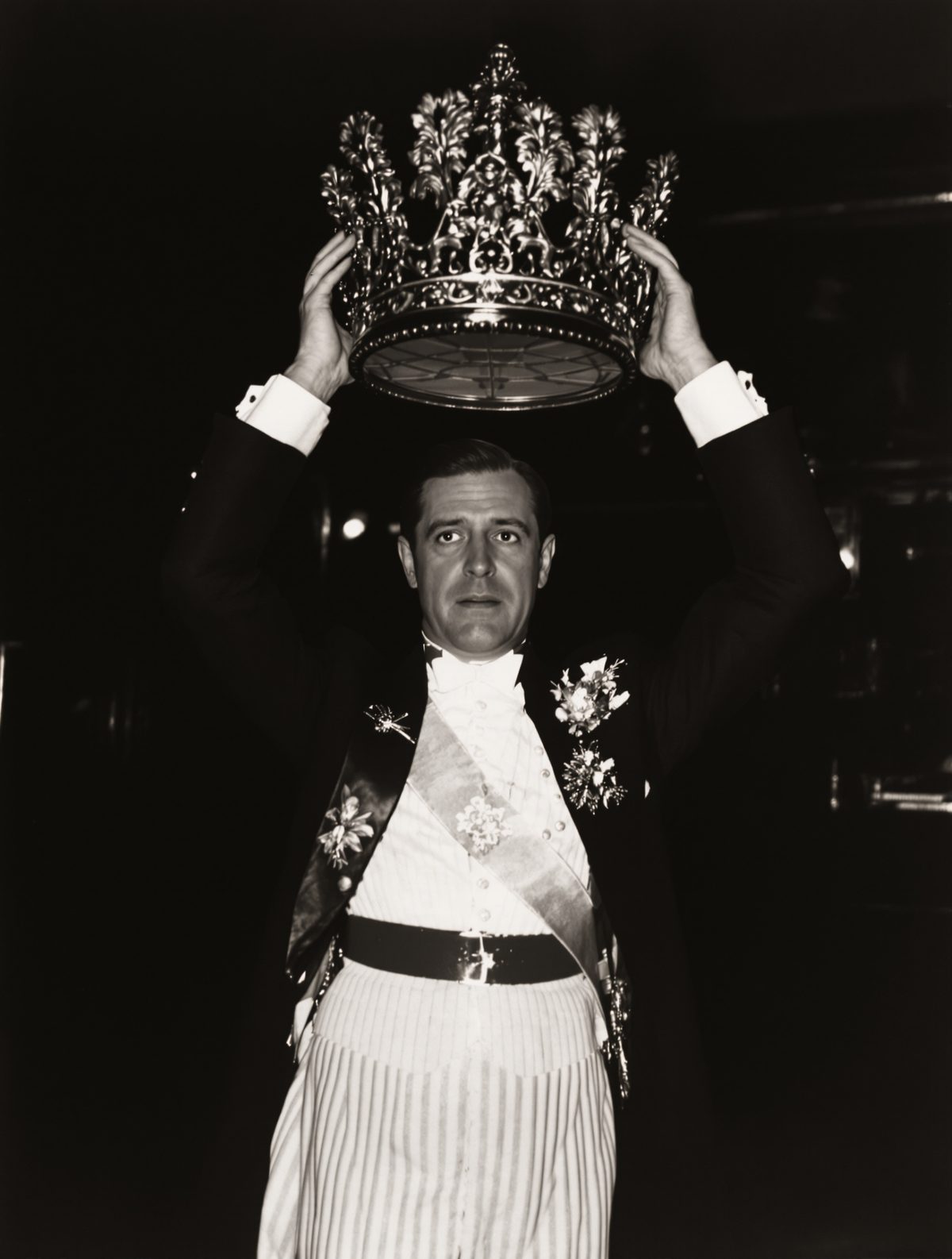 King George VI's secret coronation crown practice with a wastepaper basket
