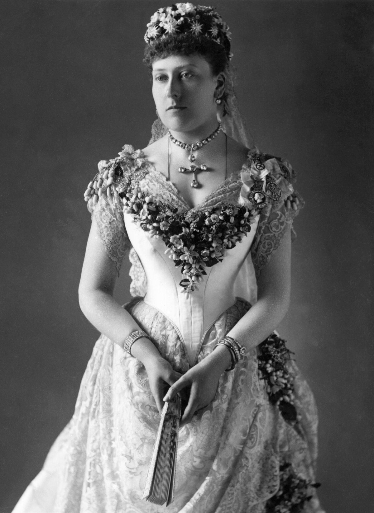 The Coronation Gift Princess Beatrice Carried From Her Grandmother